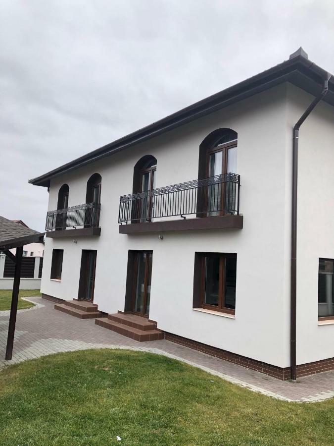 Holiday Luxury Villa With Private Garden Şelimbăr Exterior foto